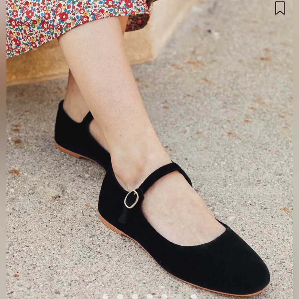 Doen Black Velvet Mary Jane Flats